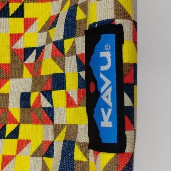 KAVU Keepsake Shoulder Rope Bag Multicolor Triangle Geometric Print - Picture 5 of 16